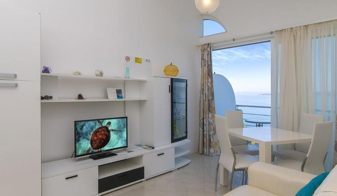 Villa Issea Brela Luaran gambar